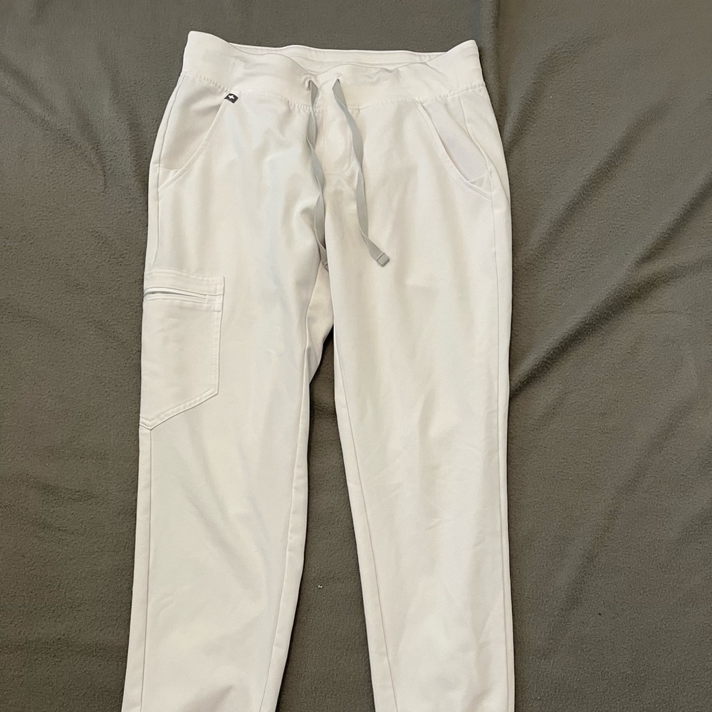 Figs White Zamora Joggers technical collection womens medical scrub size small